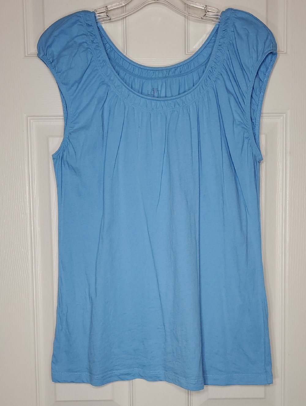 Anne Taylor LOFT Light Blue Scoop-Neck Cap Sleeve Top Tank Tank Size Large